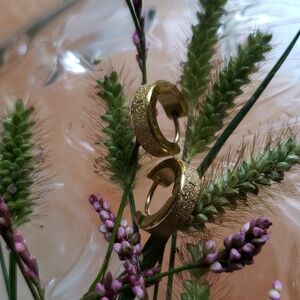 Men's Ear Hugger Hoop Earrings. NWT